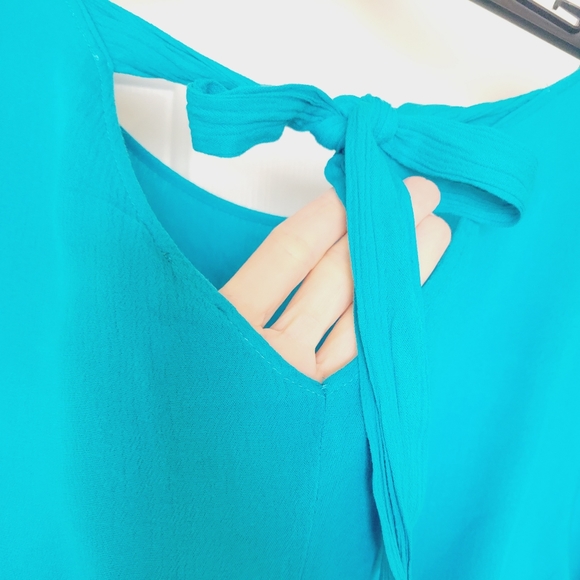 🌺 3 for $10 Charlotte Russe Butterfly Top - Picture 7 of 8